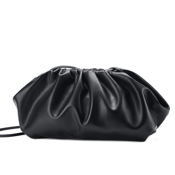 C'iel Famme oversisezed clutch black
